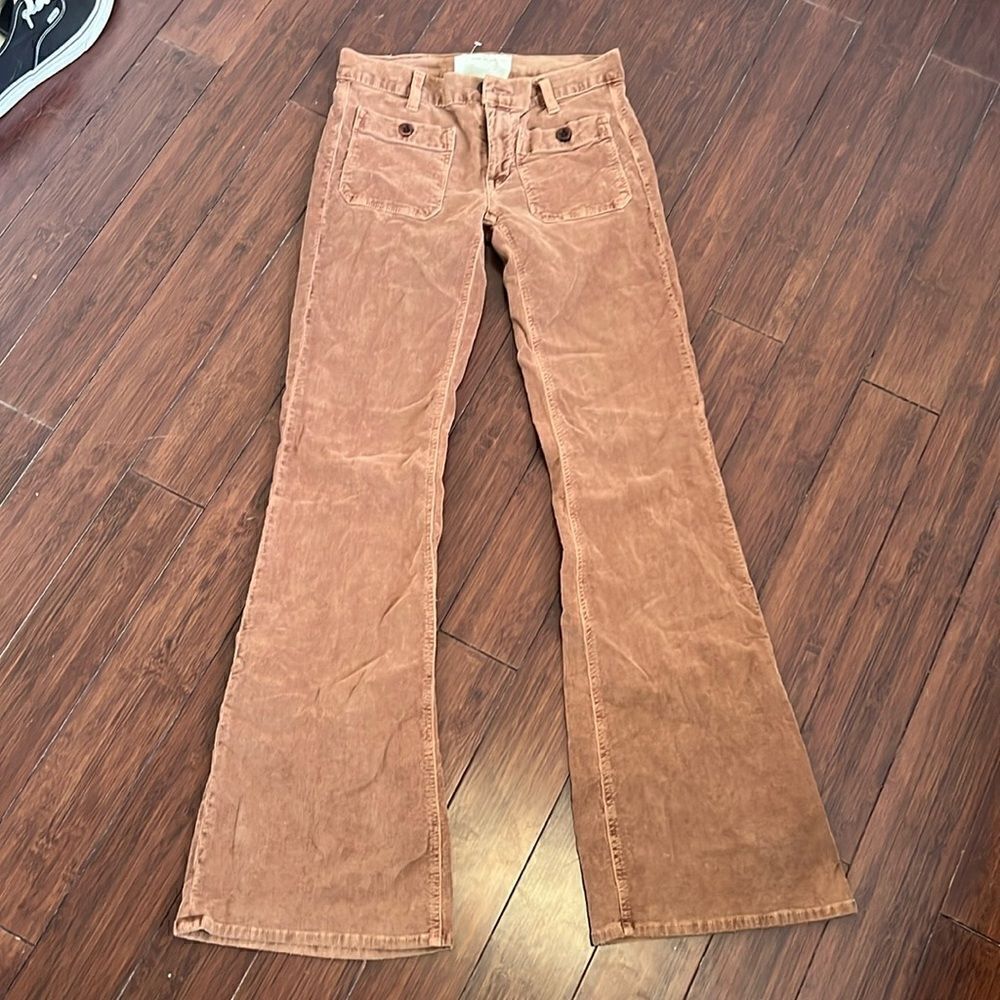 Textile Elizabeth & James Corduroy NEW Flared Jeans - Size 28 - NWT